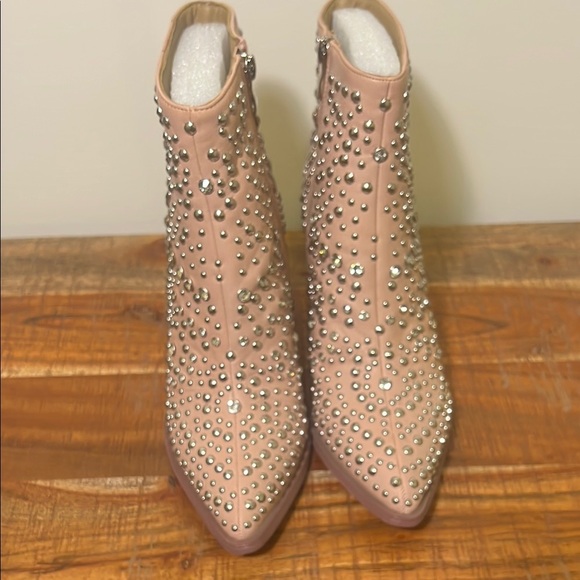 NWOT Line Dance Pink Studded Heeled Western Booties, Women’s 7 - Picture 2 of 9